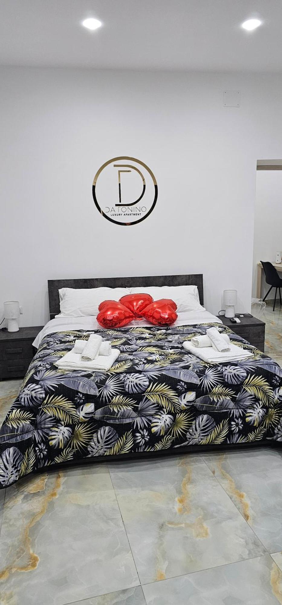 Da Tonino Luxury Apartments Napoli Ngoại thất bức ảnh